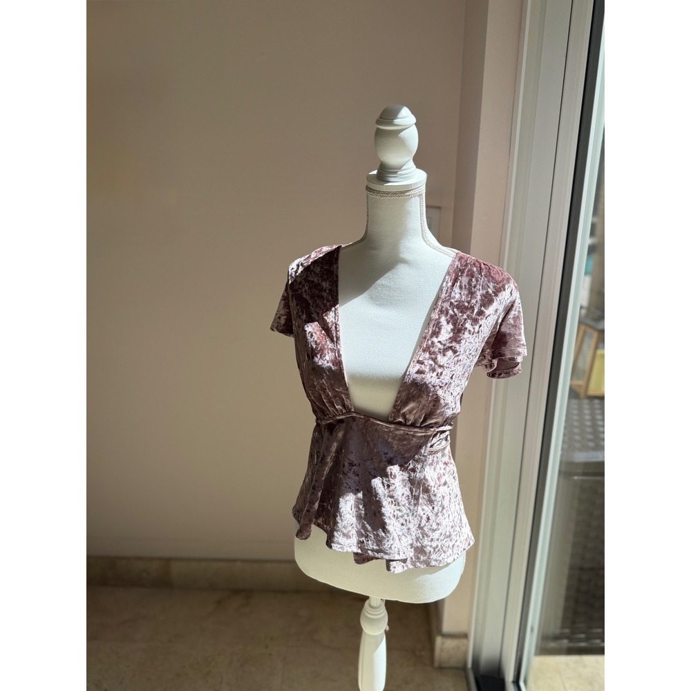 Lulus Silver Crushed Velvet Wrap Top Deep V-Neck Flutter Sleeve Peplum Blouse